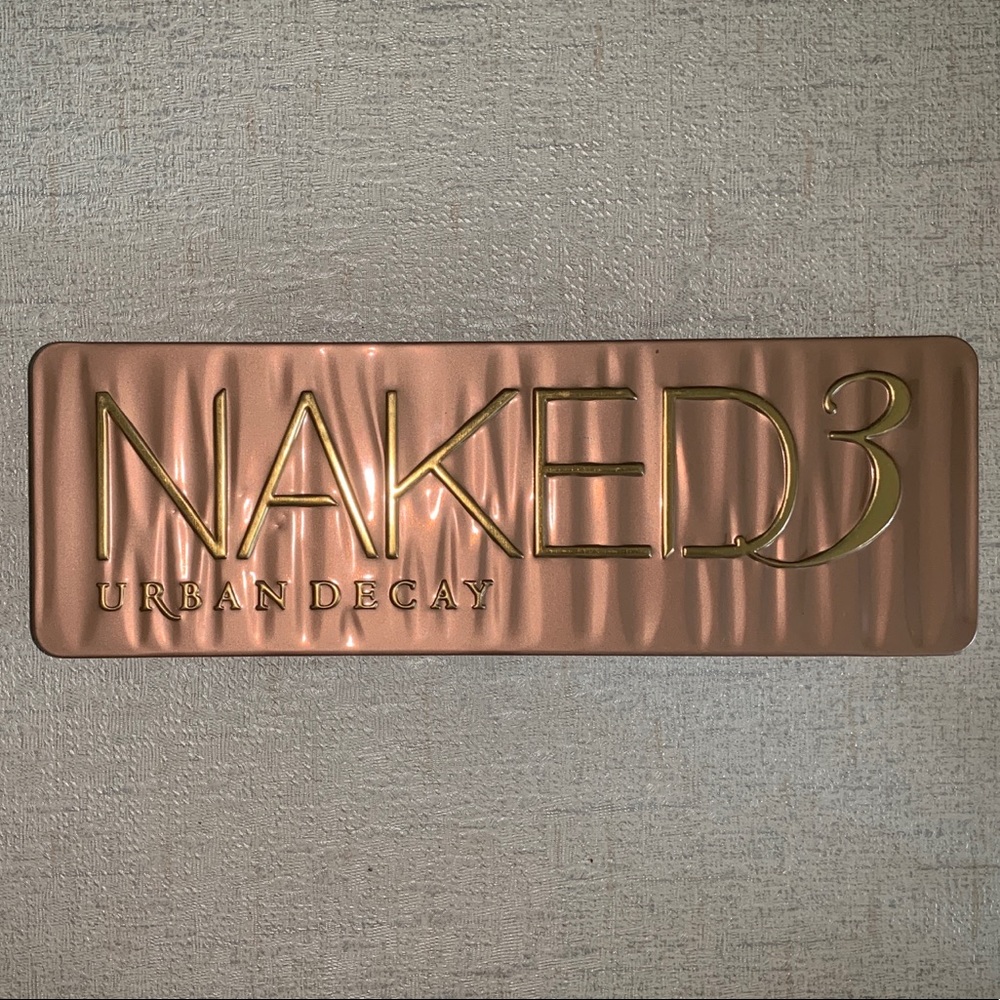 URBAN DECAY NAKED3